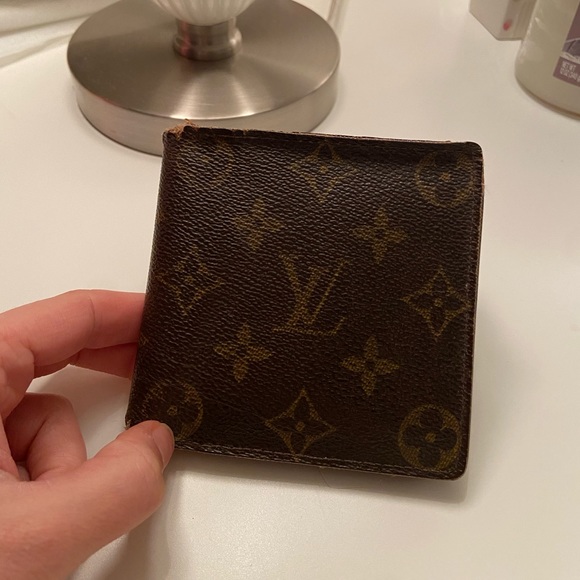 Louis Vuitton Marco Bifold wallet - Picture 3 of 6